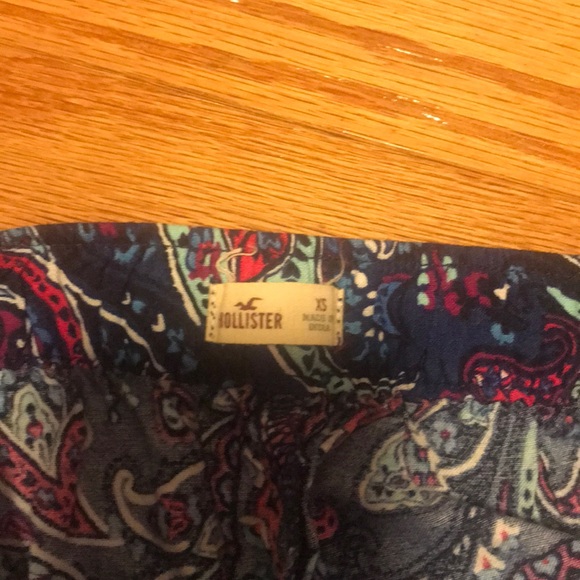 Hollister stretch shorts - Picture 4 of 4